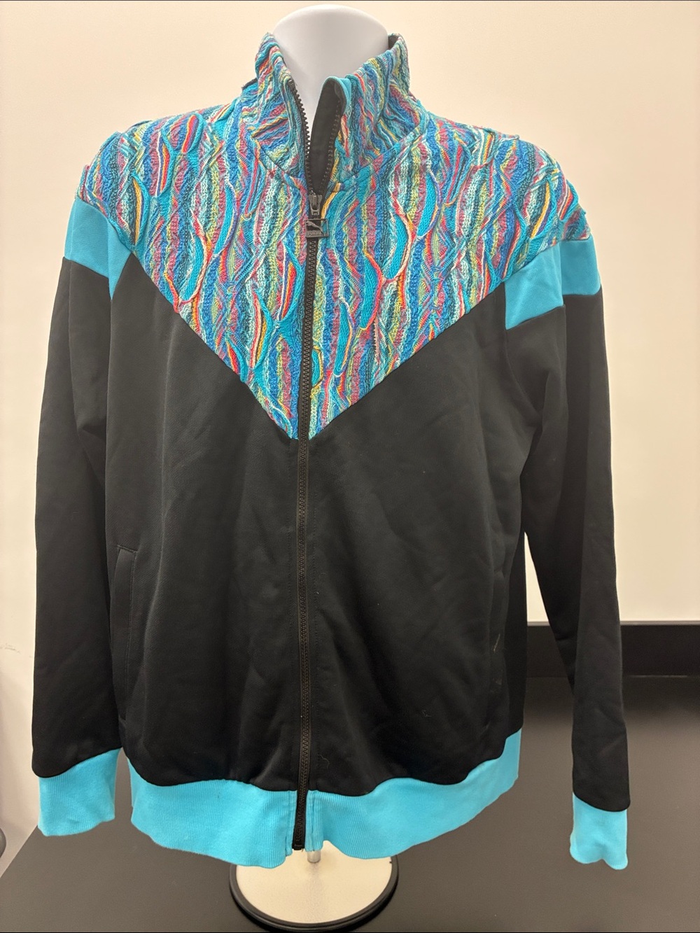 Very rare collectable coogi/puma track jacket and pants size large